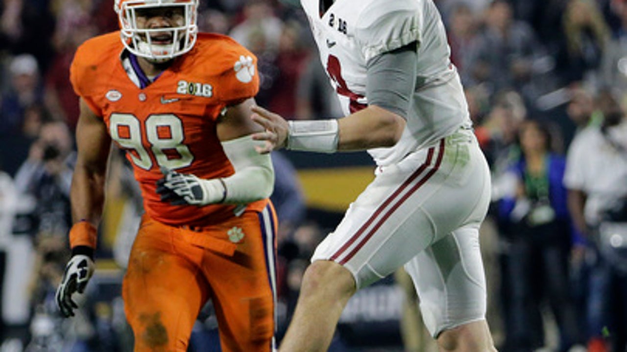 THE LATEST: Alabama leads 31-27 in 4th quarter of title game